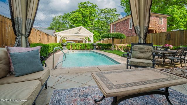 1515 S 3rd St, Louisville, KY 40208