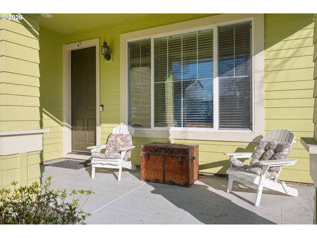 1915 HEITZMAN Way, Eugene, OR 97402