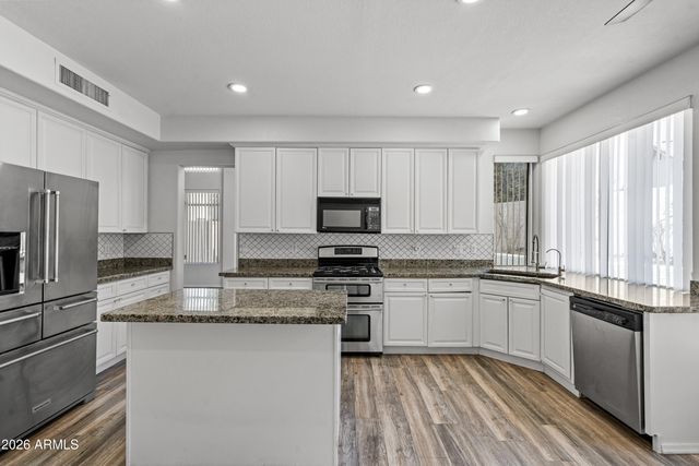 5952 W MORNING DOVE Drive, Glendale, AZ 85308