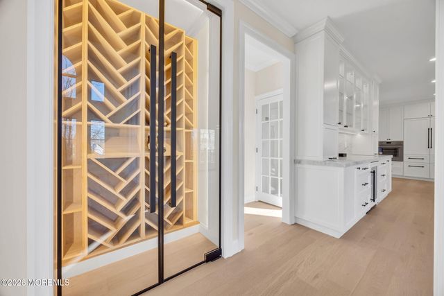 8 Saxon Court, Freehold, NJ 07728