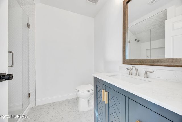 8 Saxon Court, Freehold, NJ 07728