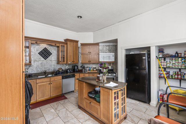 171 Hill Street, Troy, NY 12180