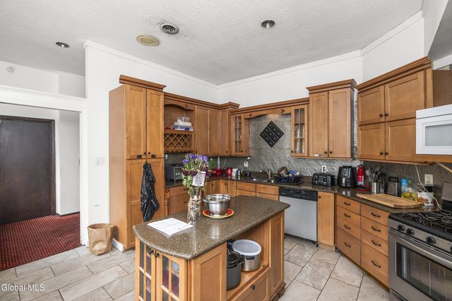 171 Hill Street, Troy, NY 12180