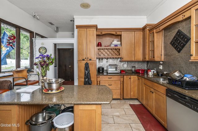 171 Hill Street, Troy, NY 12180