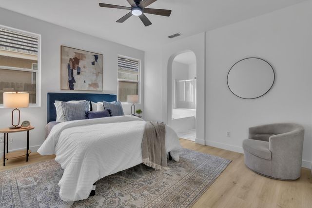 1886 Dawnelle Way, Sacramento, CA 95835