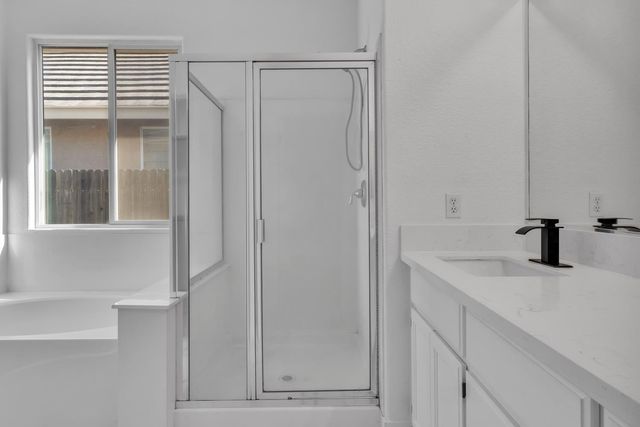 1886 Dawnelle Way, Sacramento, CA 95835