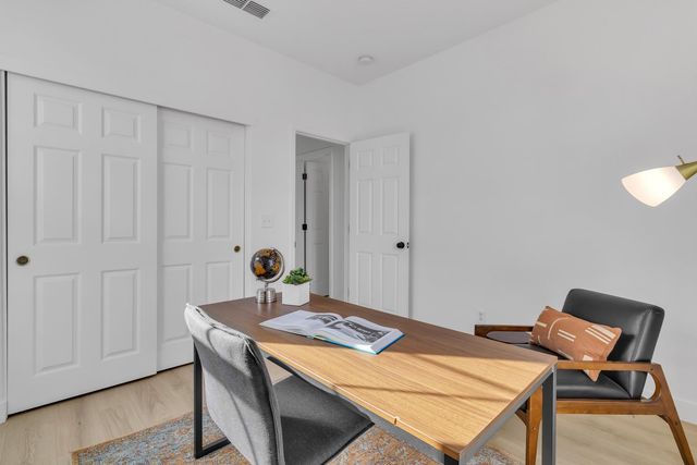 1886 Dawnelle Way, Sacramento, CA 95835