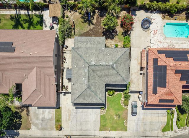 5905 Penn Station Lane, Bakersfield, CA 93311