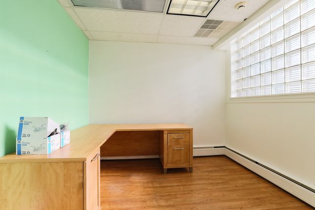 11715 E Main Street B, Huntley, IL 60142