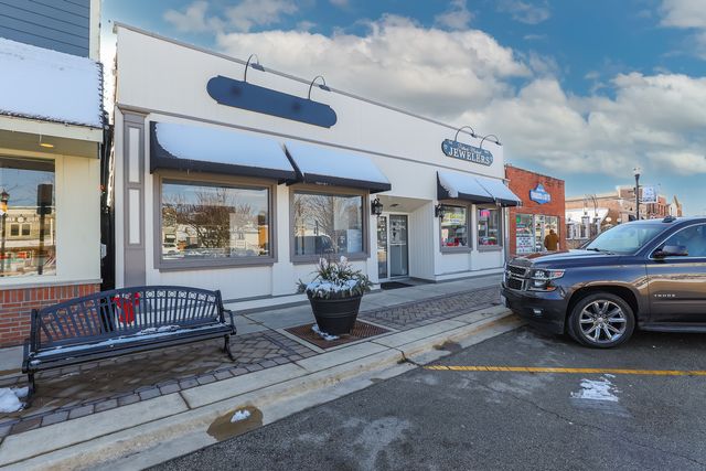 11715 E Main Street B, Huntley, IL 60142