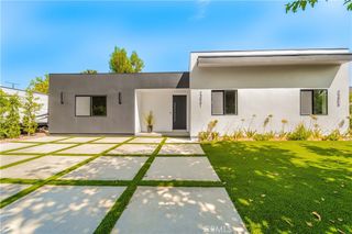 23861 Gilmore, West Hills, CA 91307