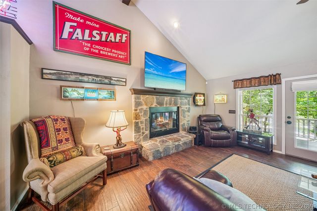 31161 Blackwood Drive, Afton, OK 74331