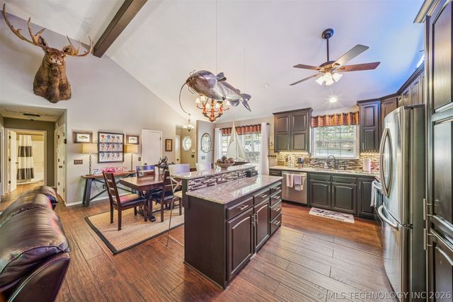 31161 Blackwood Drive, Afton, OK 74331