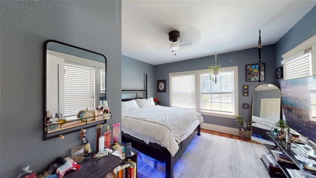 704 Cameron Avenue, Dallas, TX 75223