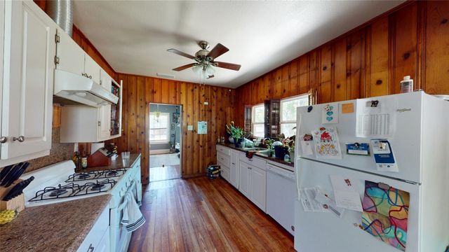 704 Cameron Avenue, Dallas, TX 75223