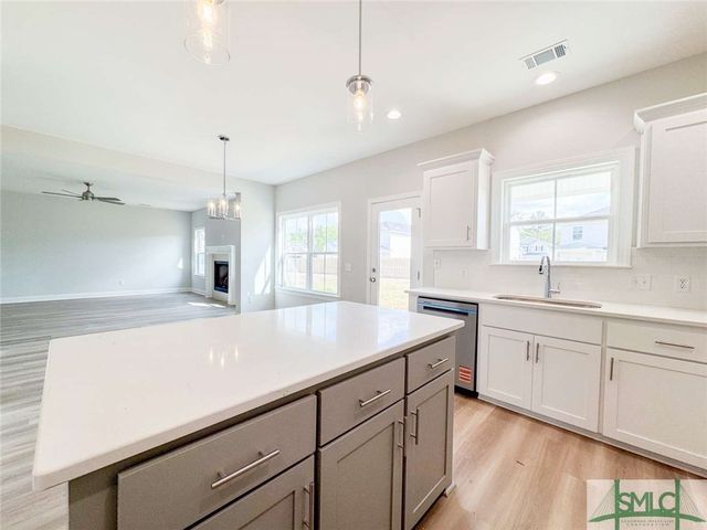 165 Holland Drive, Midway, GA 31320