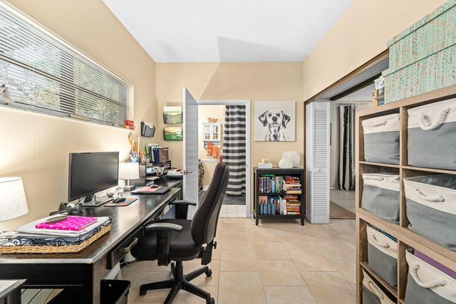 4606 S ESPERANZA AVENUE, Tampa, FL 33611