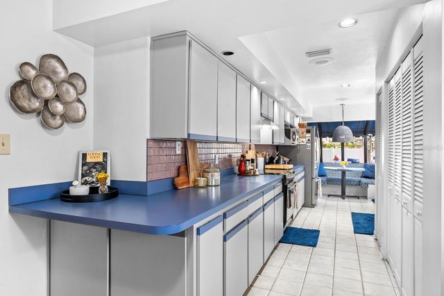 4606 S ESPERANZA AVENUE, Tampa, FL 33611