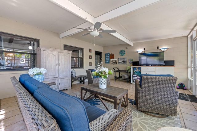 4606 S ESPERANZA AVENUE, Tampa, FL 33611