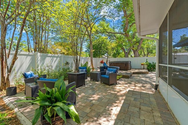 4606 S ESPERANZA AVENUE, Tampa, FL 33611