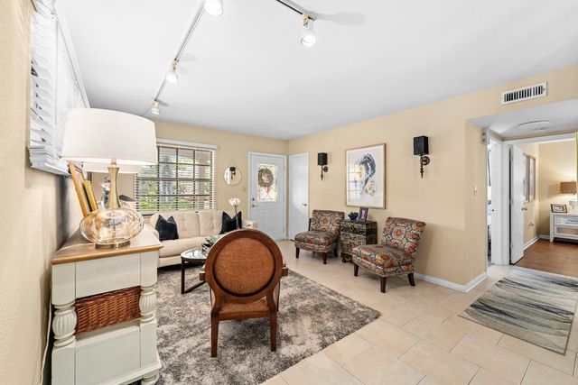 4606 S ESPERANZA AVENUE, Tampa, FL 33611