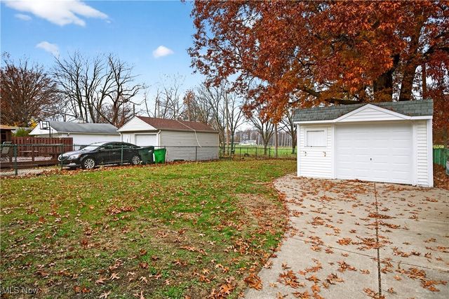 24181 Devoe Avenue, Euclid, OH 44123