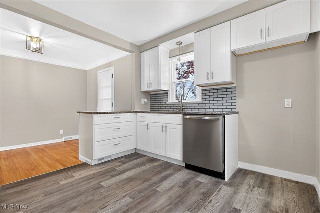 24181 Devoe Avenue, Euclid, OH 44123