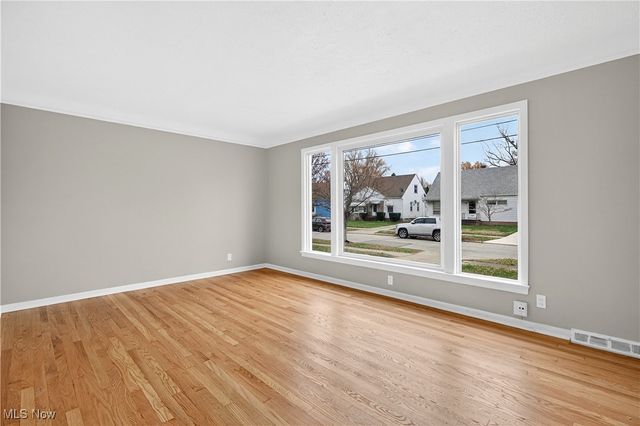 24181 Devoe Avenue, Euclid, OH 44123