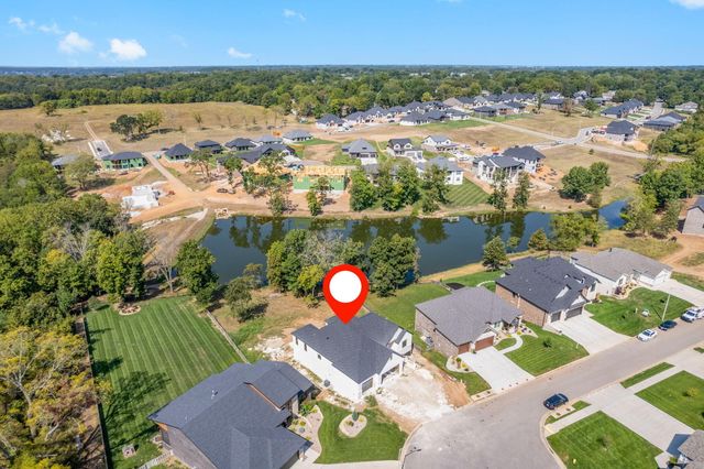 6195 S Dollison Avenue, Springfield, MO 65810