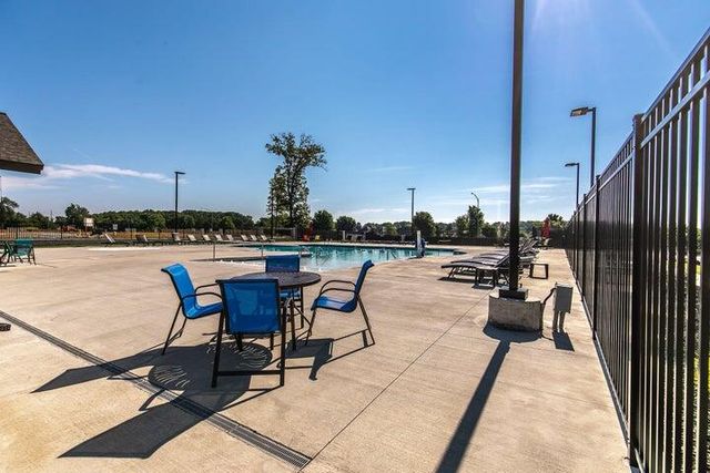 6195 S Dollison Avenue, Springfield, MO 65810