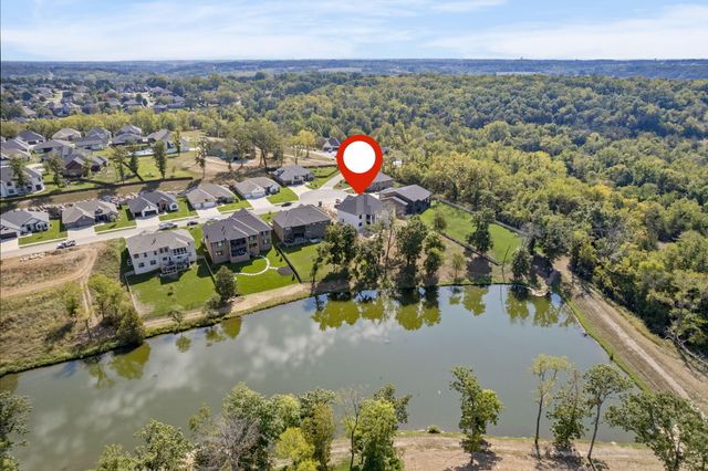 6195 S Dollison Avenue, Springfield, MO 65810