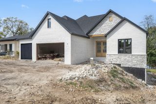6195 S Dollison Avenue, Springfield, MO 65810