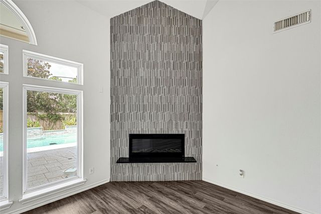 11207 Satin Tail Lane, Houston, TX 77095