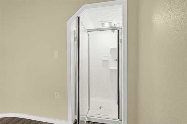 11207 Satin Tail Lane, Houston, TX 77095