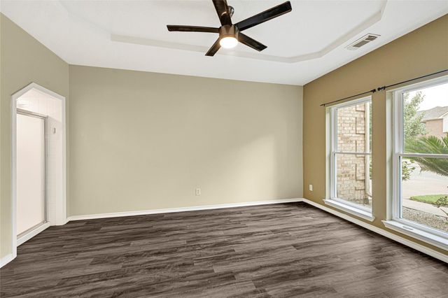 11207 Satin Tail Lane, Houston, TX 77095