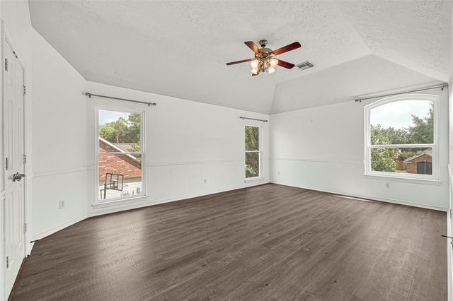 11207 Satin Tail Lane, Houston, TX 77095