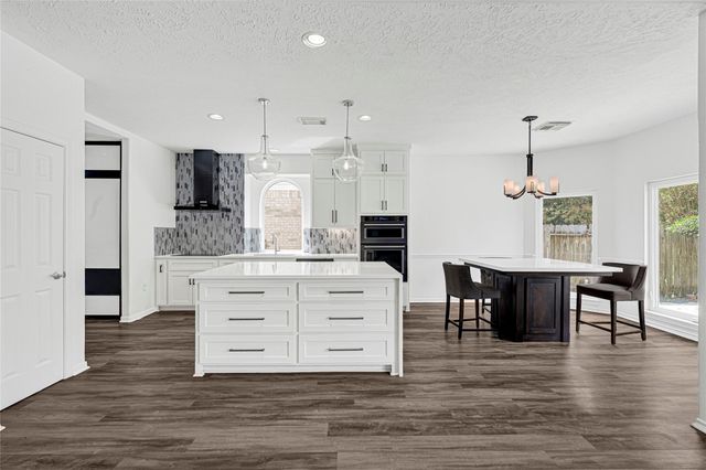 11207 Satin Tail Lane, Houston, TX 77095