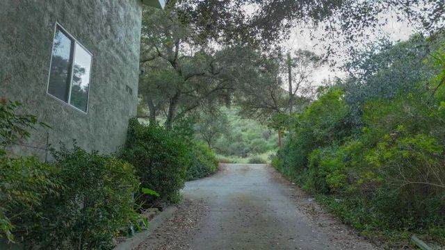 9237 Harmony Grove, Escondido, CA 92029