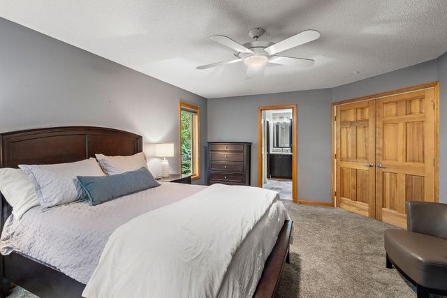 11220 Sunset Trail, Plymouth, MN 55441
