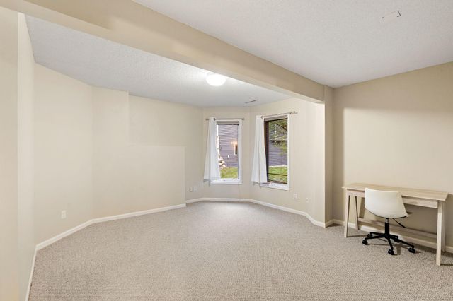 11220 Sunset Trail, Plymouth, MN 55441
