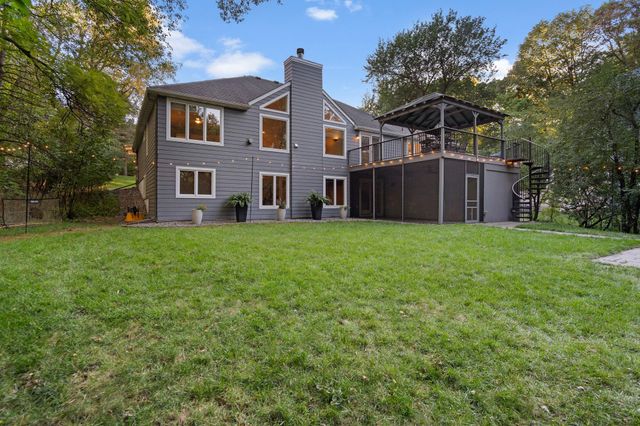 11220 Sunset Trail, Plymouth, MN 55441