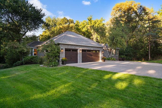 11220 Sunset Trail, Plymouth, MN 55441