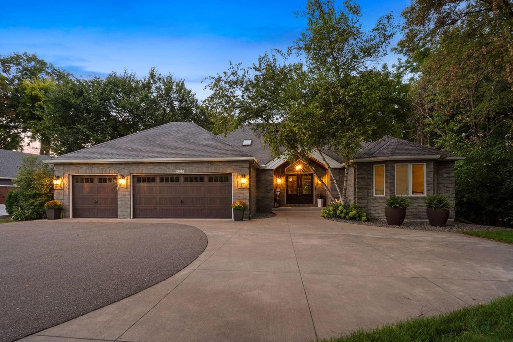 11220 Sunset Trail, Plymouth, MN 55441 — exterior