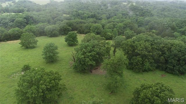 16292 Maries Road 303, Vienna, MO 65582