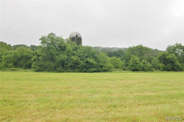 16292 Maries Road 303, Vienna, MO 65582