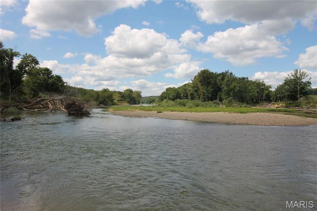 16292 Maries Road 303, Vienna, MO 65582