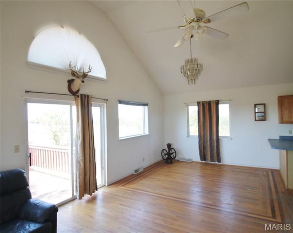 16292 Maries Road 303, Vienna, MO 65582