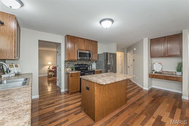115 Wabash Spur Drive, O'fallon, MO 63366
