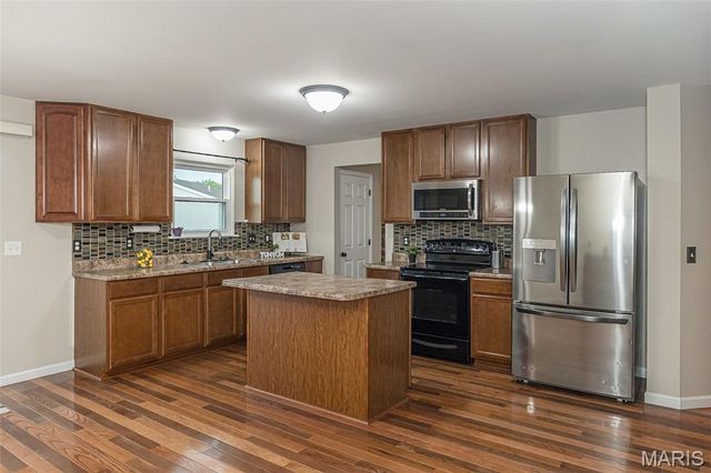 115 Wabash Spur Drive, O'fallon, MO 63366