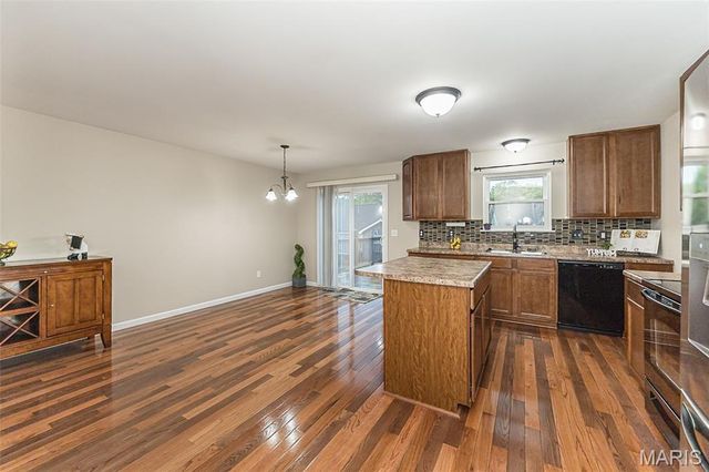 115 Wabash Spur Drive, O'fallon, MO 63366
